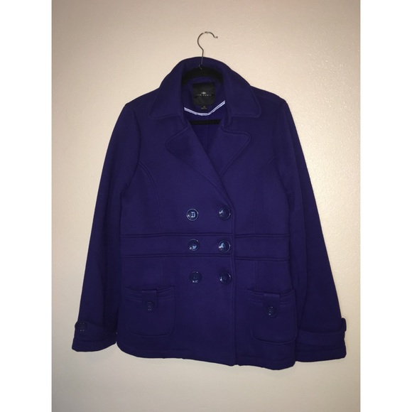 Stylish Coat - Picture 1 of 3